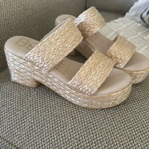 Beach by Matisse Raffia Platform Sandals
